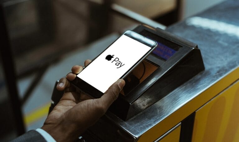 iPhone med Apple Pay, digital plånbok